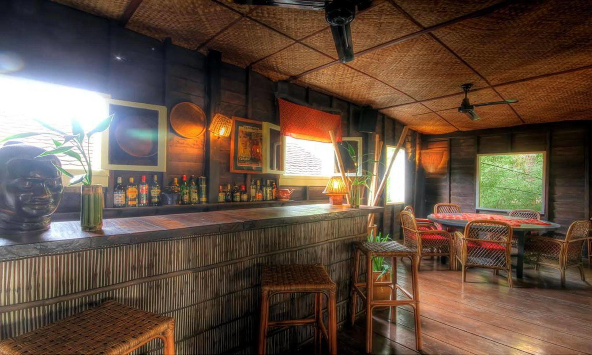 Mysteres D'Angkor Siem Reap Lodge Экстерьер фото