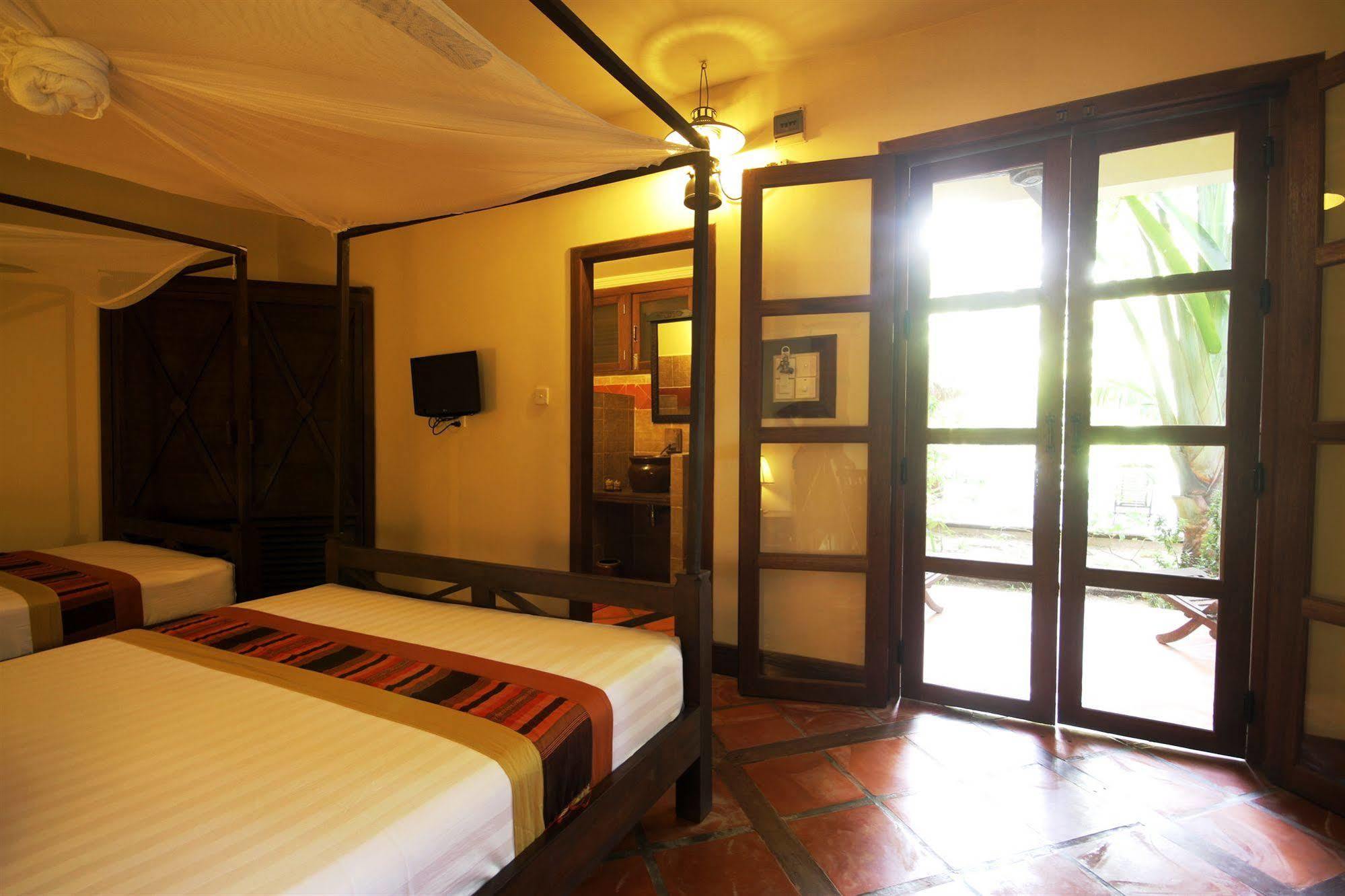 Mysteres D'Angkor Siem Reap Lodge Экстерьер фото