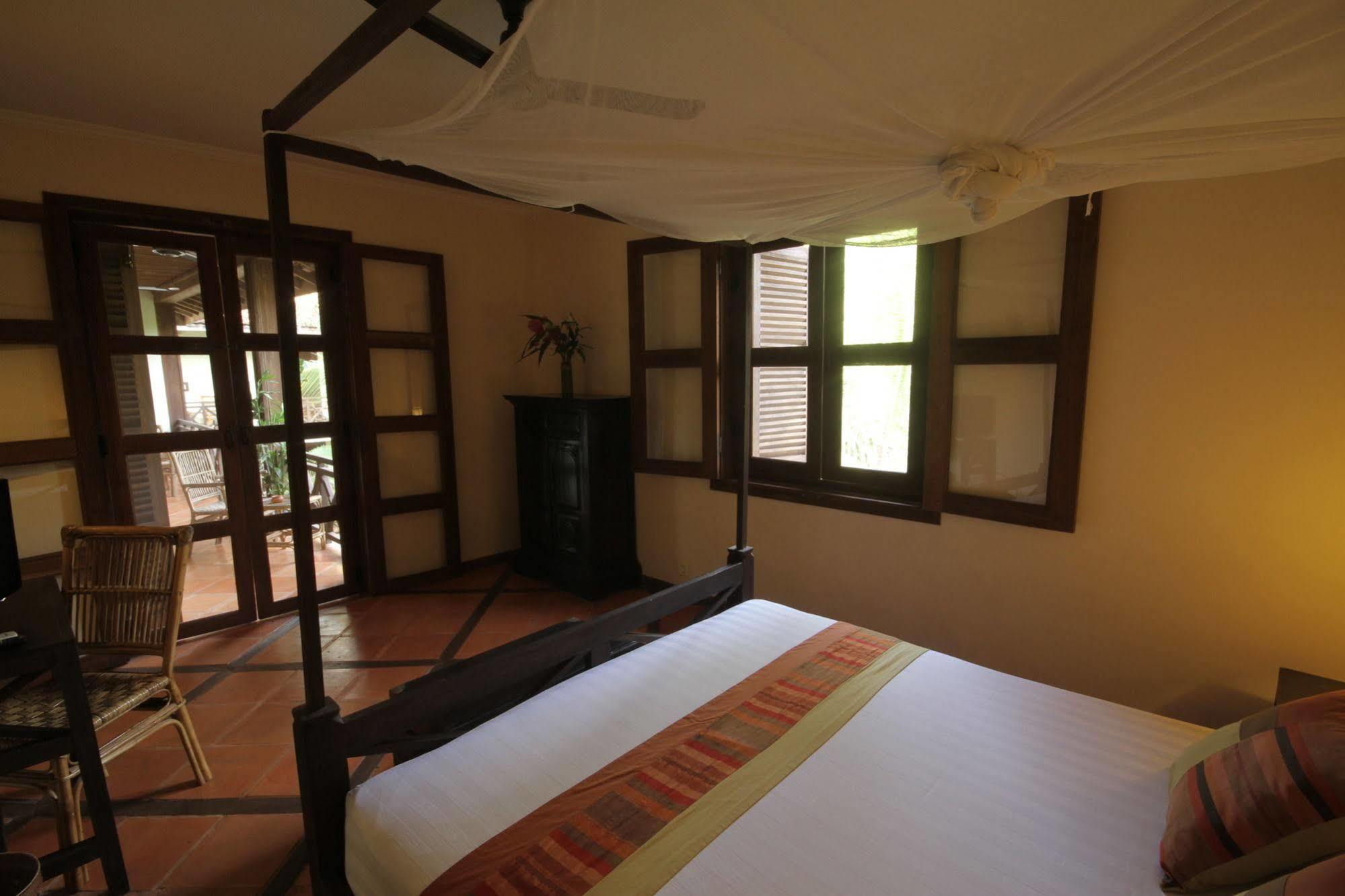 Mysteres D'Angkor Siem Reap Lodge Экстерьер фото
