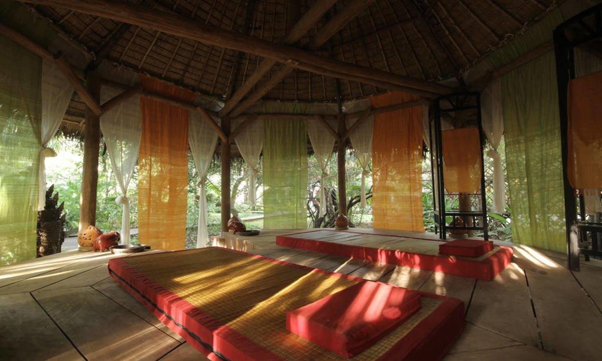 Mysteres D'Angkor Siem Reap Lodge Экстерьер фото